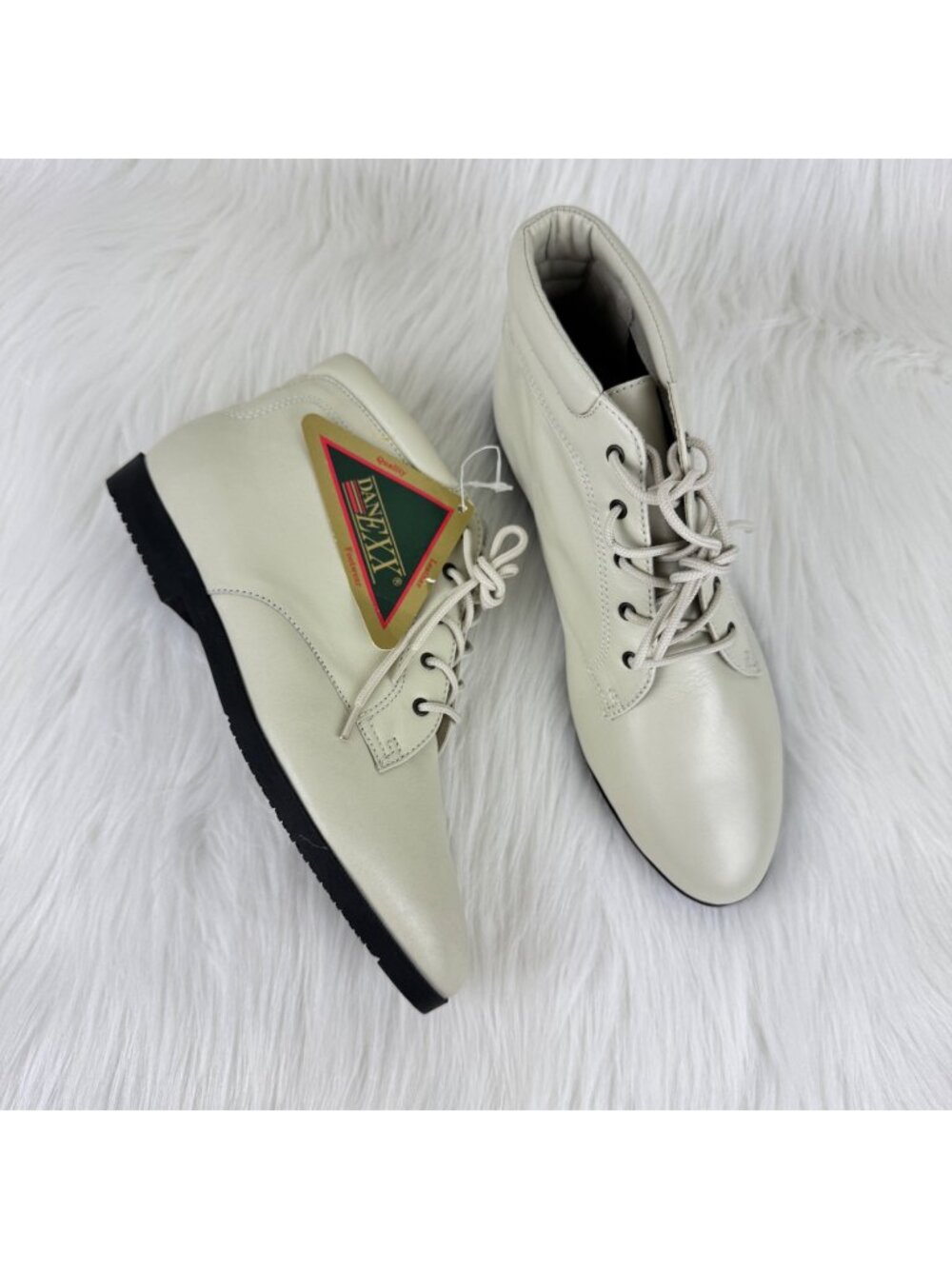 Women's Danexx Leather Austin 4 Lace-Up Ankle Boots Sz US 7.5M